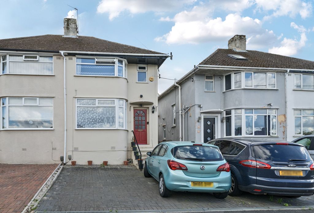 Property photo 1 of 13 1301429-16-683754...