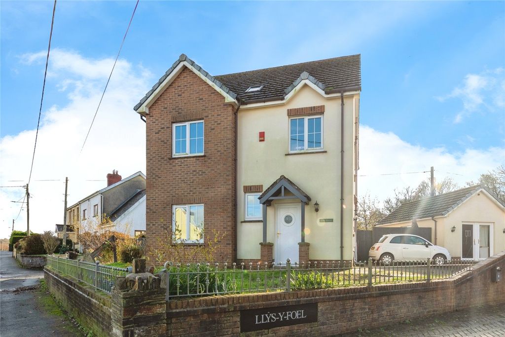 Property photo 1 of 35 Picture No. 28