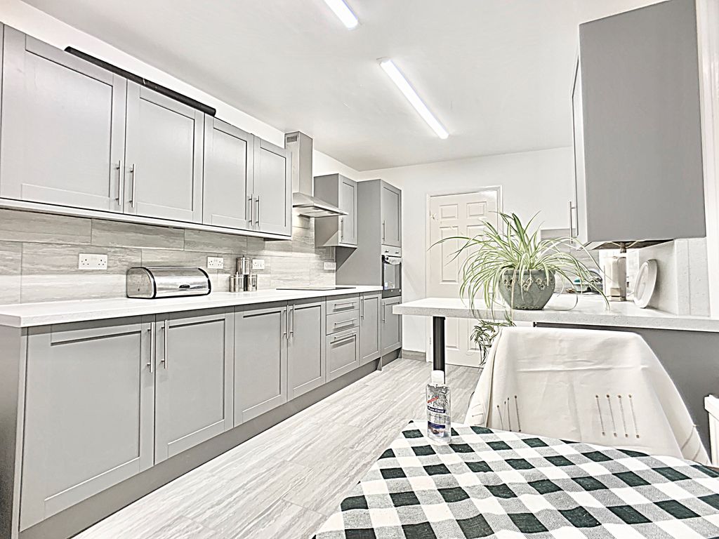 Property photo 1 of 26