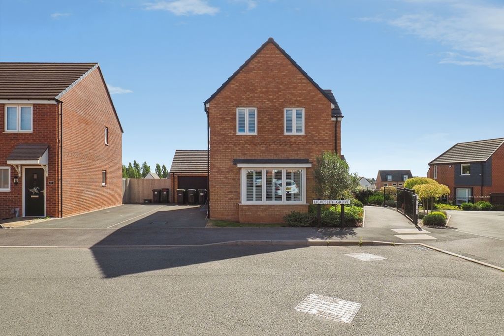 Property photo 1 of 17 Pbox-Img.Jpg