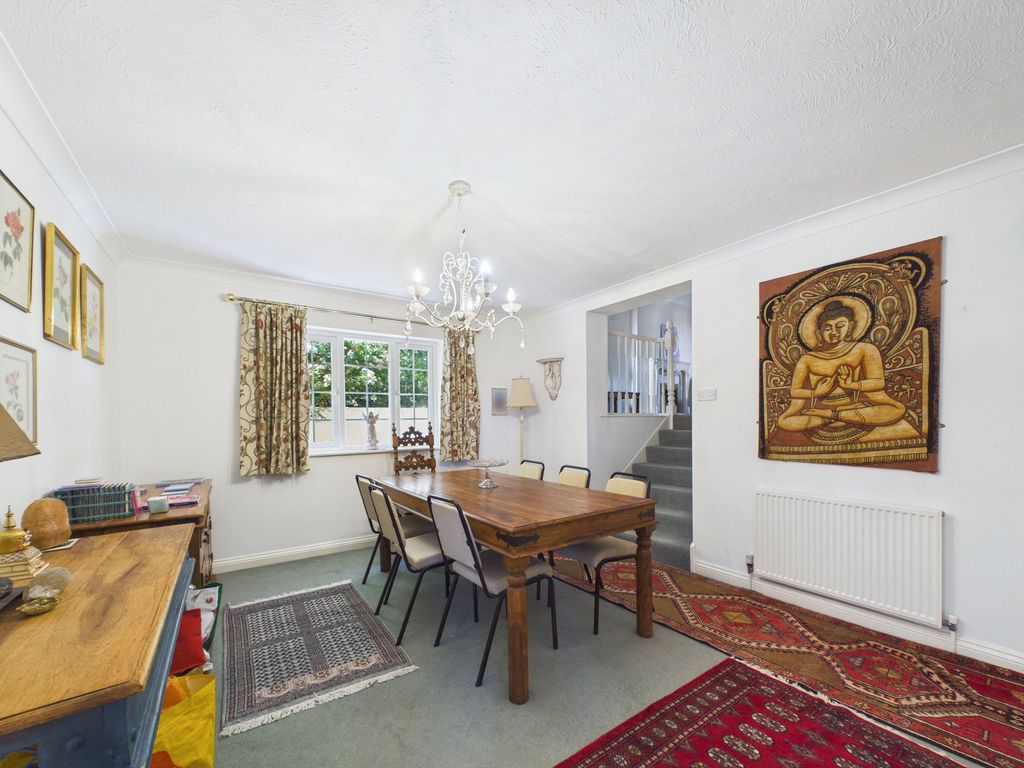 Property photo 3 of 26