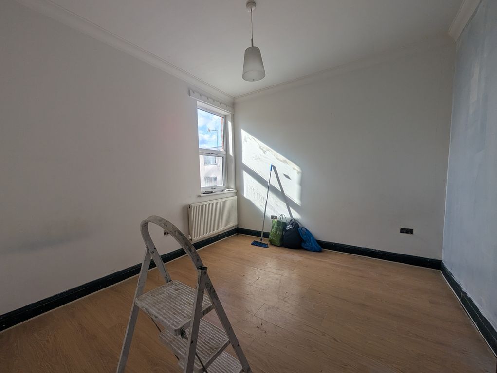Property photo 2 of 3