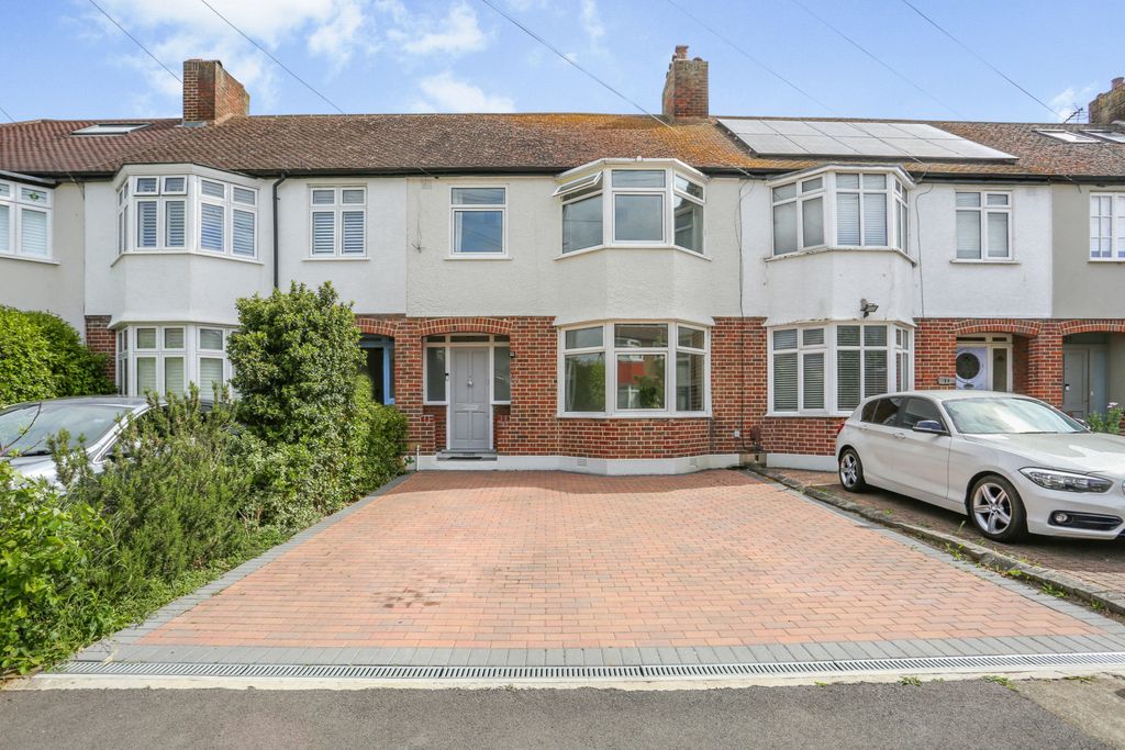 Property photo 1 of 33 Picture No. 48