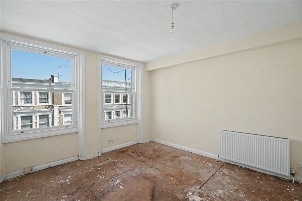 Property photo 2 of 6