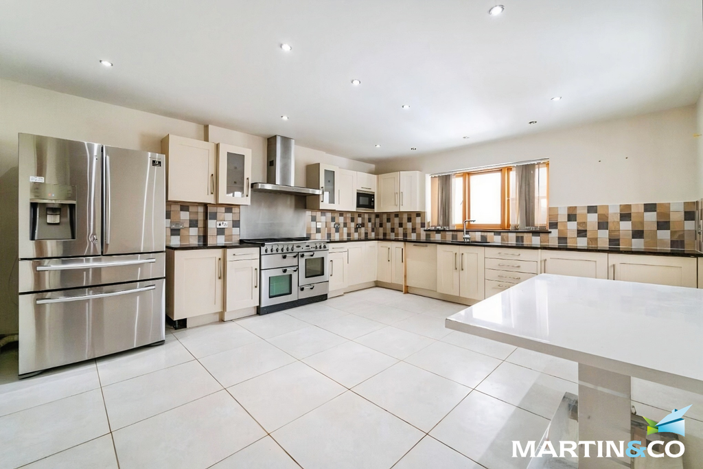 Property photo 2 of 24 Picture29