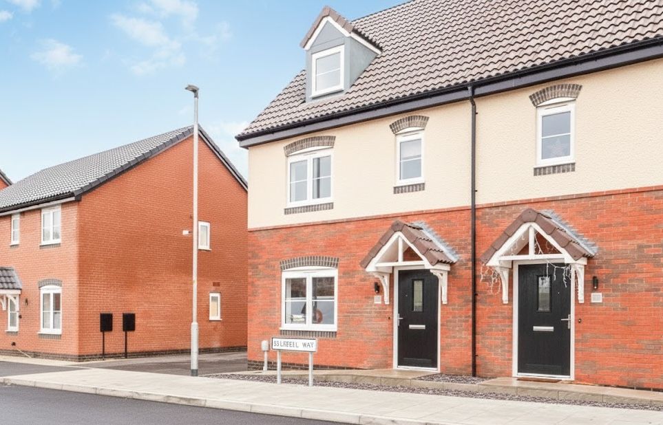 Property photo 1 of 15 Front