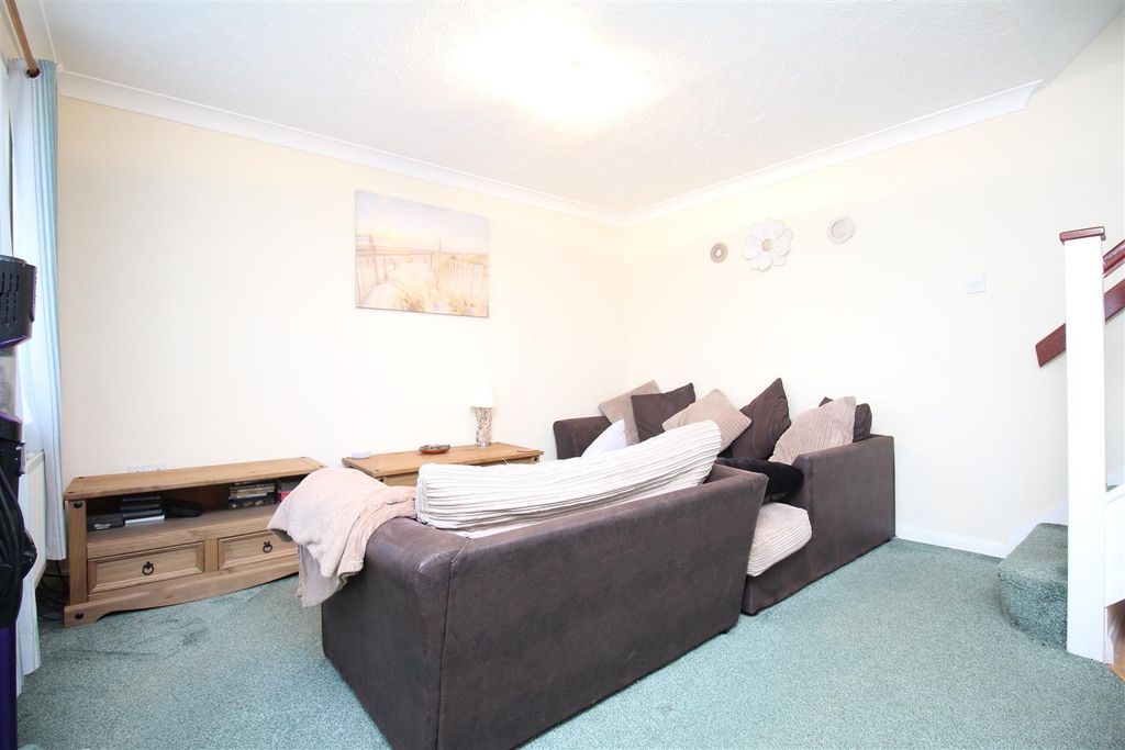 Property photo 3 of 10 Img_8482.Jpg