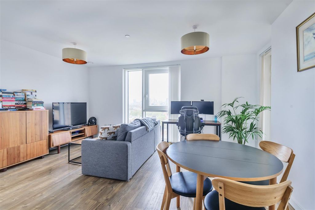 Property photo 3 of 18 913445 (3).Jpg