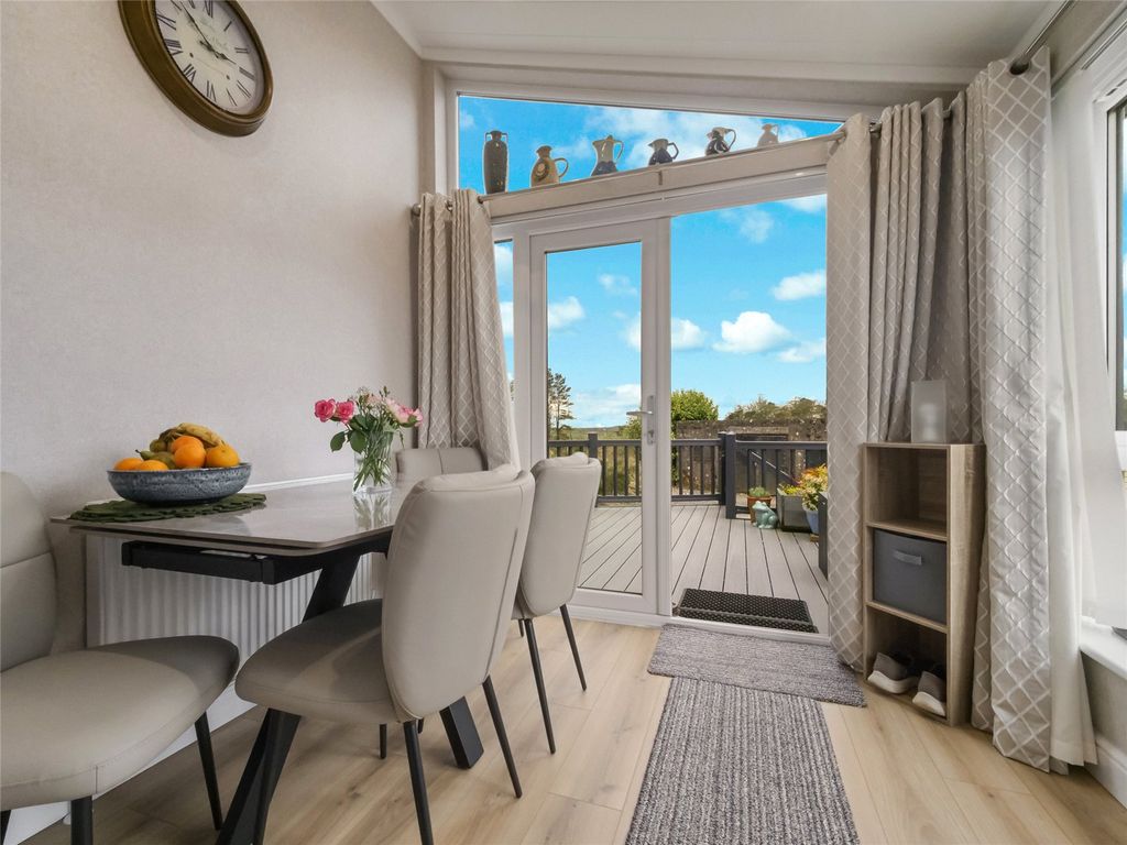 Property photo 3 of 17 Picture No. 08