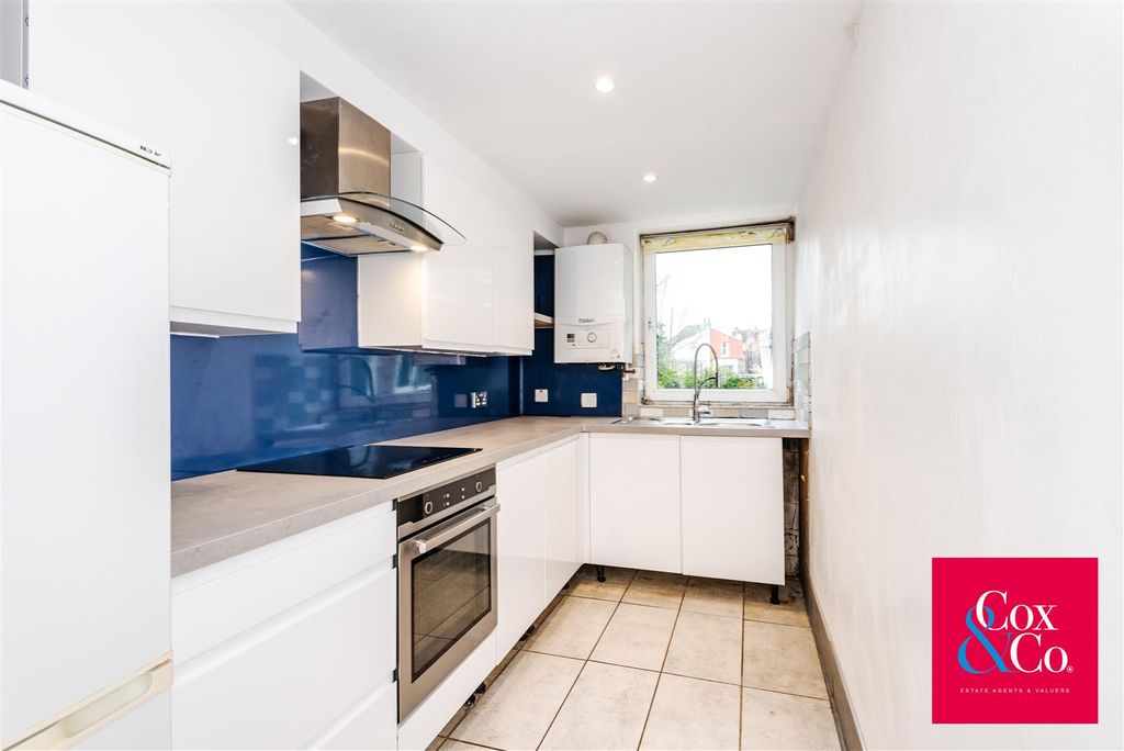 Property photo 3 of 13 81N_7638.Jpg