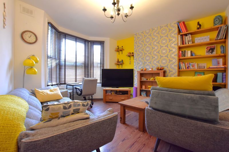 Property photo 2 of 8 Photo 7