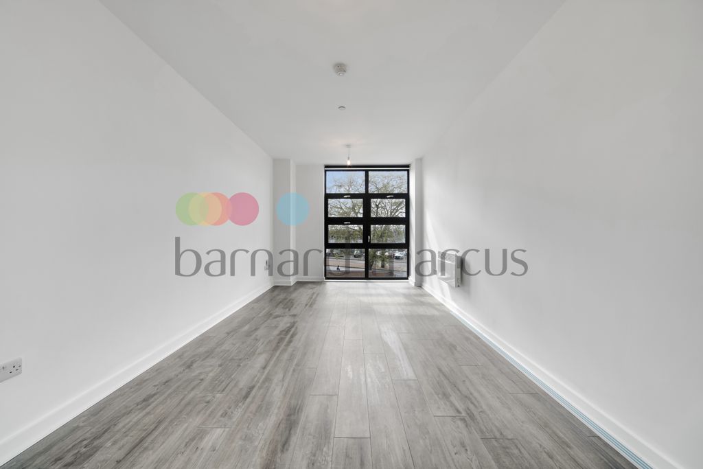 Property photo 1 of 9 Image