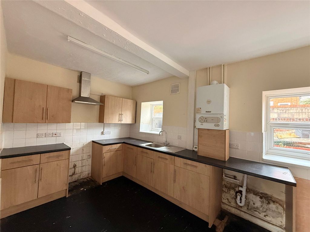 Property photo 3 of 11 Picture No. 05