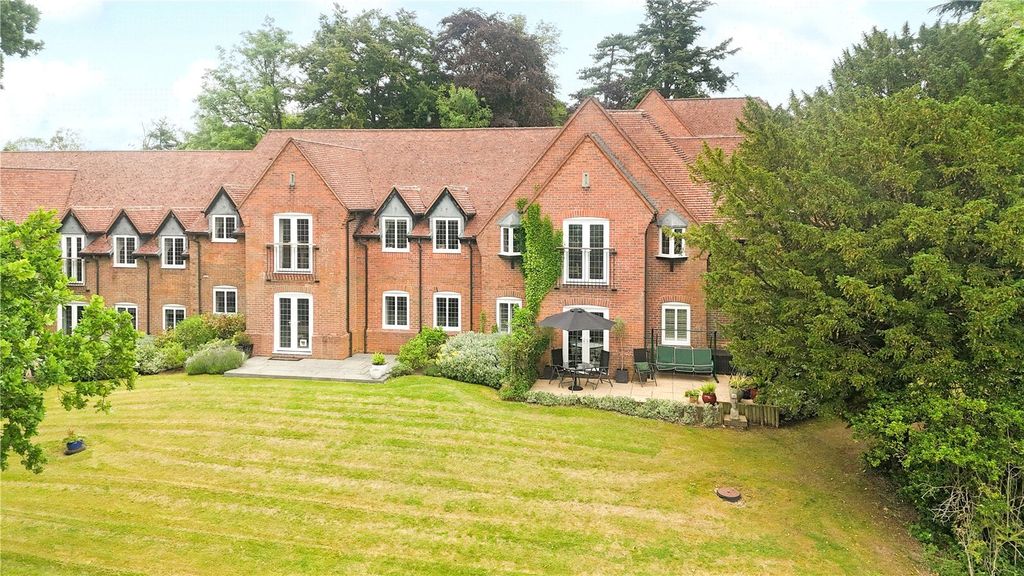 Property photo 1 of 24 Picture No. 25