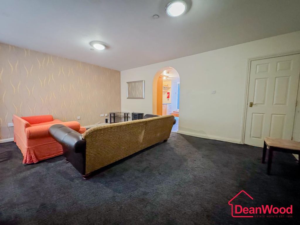 Property photo 3 of 17 3.Jpg