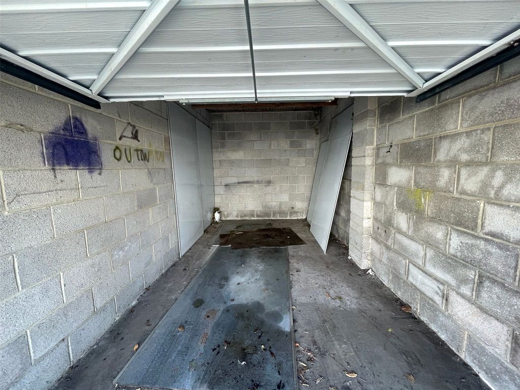 Property photo 2 of 2 Picture No. 01