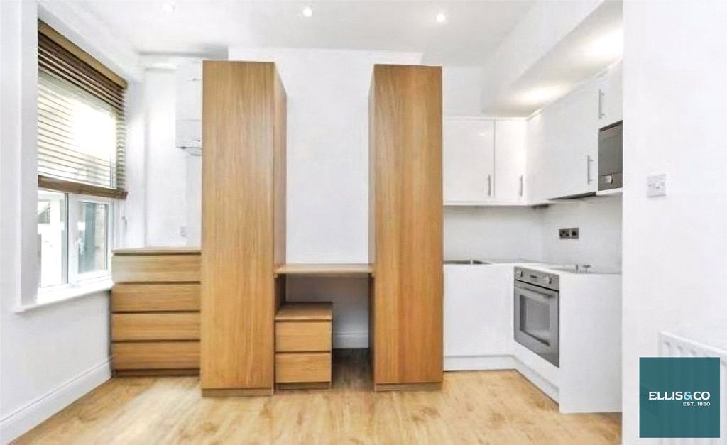 Property photo 2 of 5 Picture No. 10