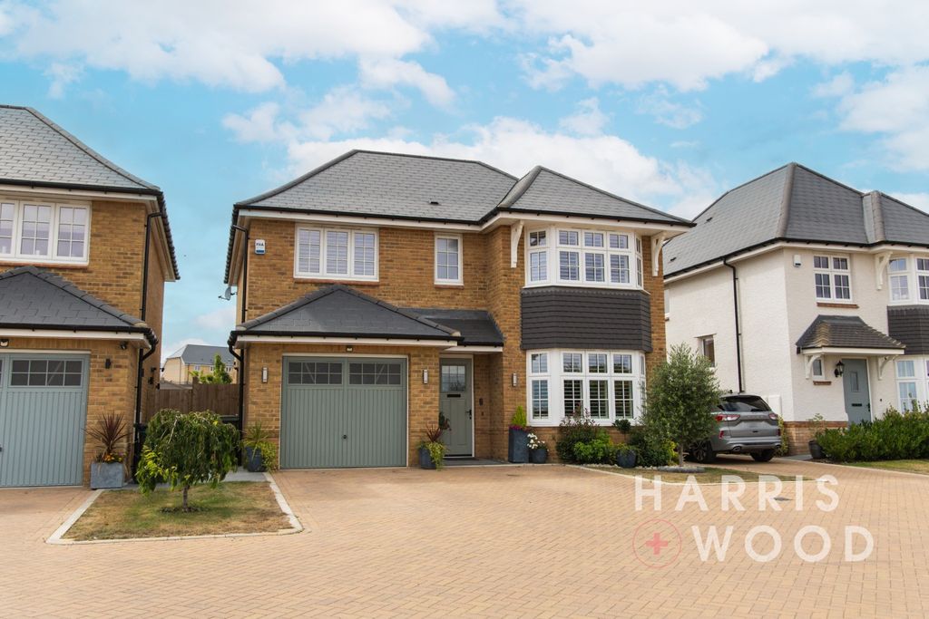 Property photo 1 of 44 4445040
