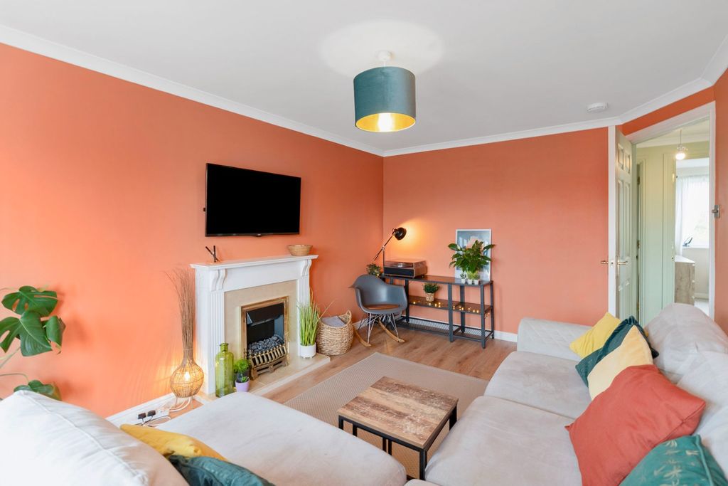 Property photo 3 of 16 5206755