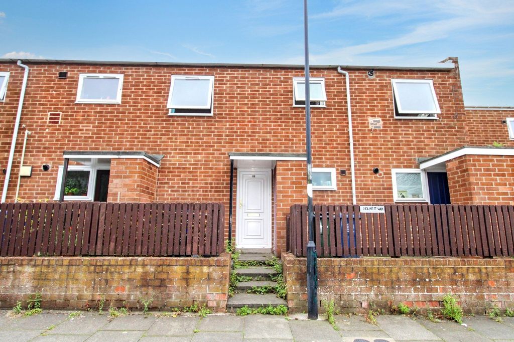 Property photo 1 of 1