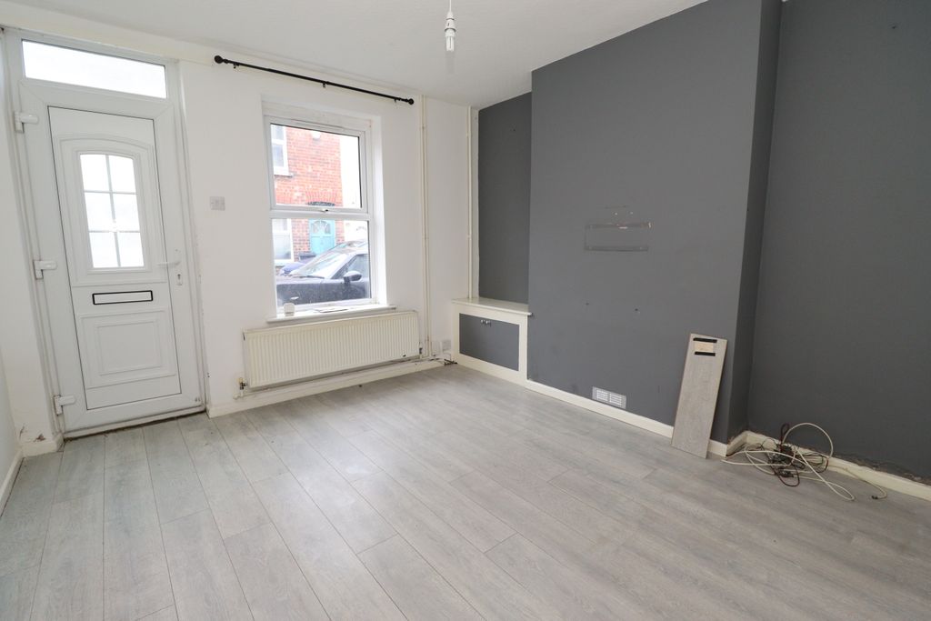 Property photo 2 of 11 Img_6033