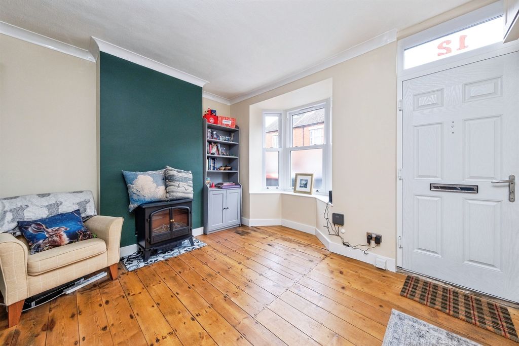 Property photo 2 of 18