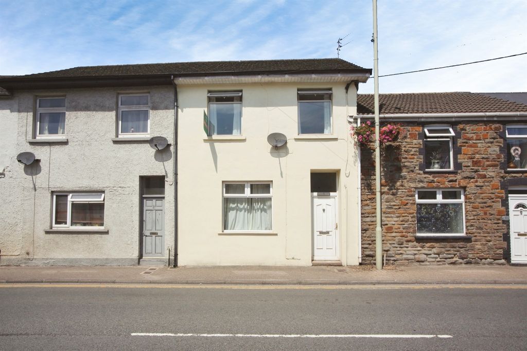 Property photo 2 of 16