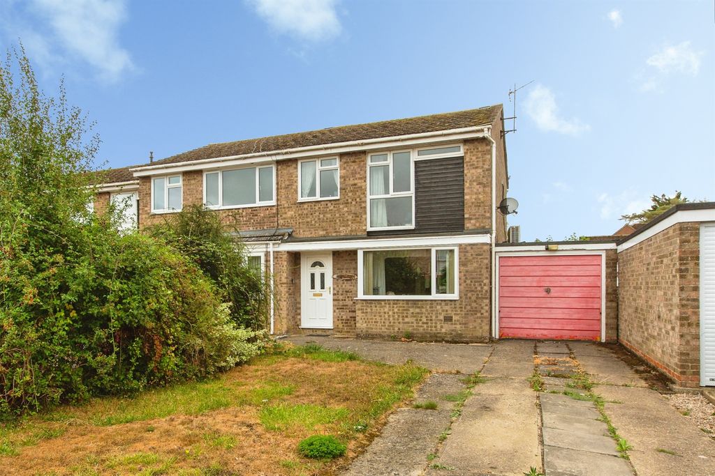 Property photo 1 of 12