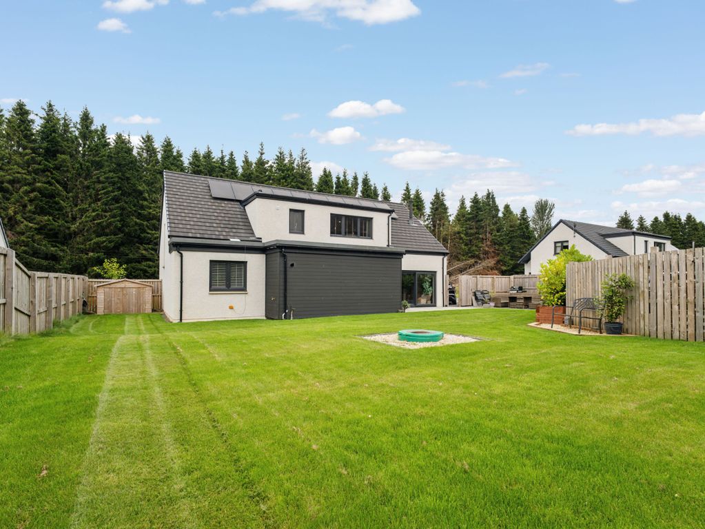 Property photo 1 of 30