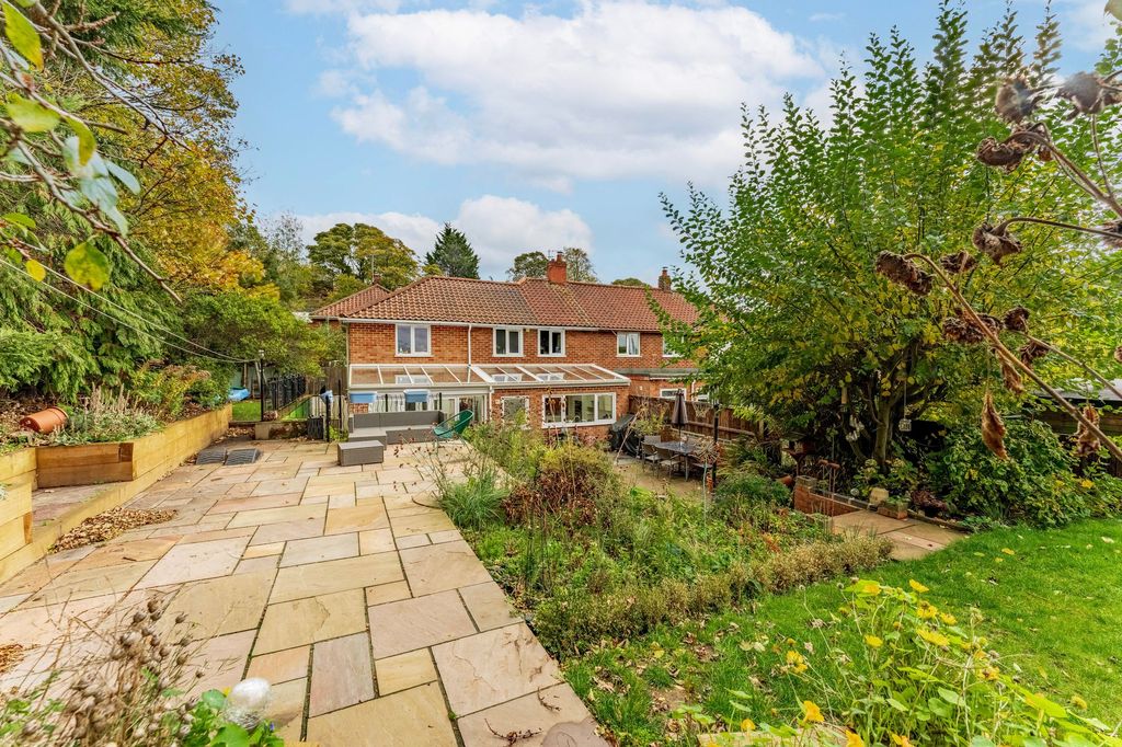 Property photo 1 of 26