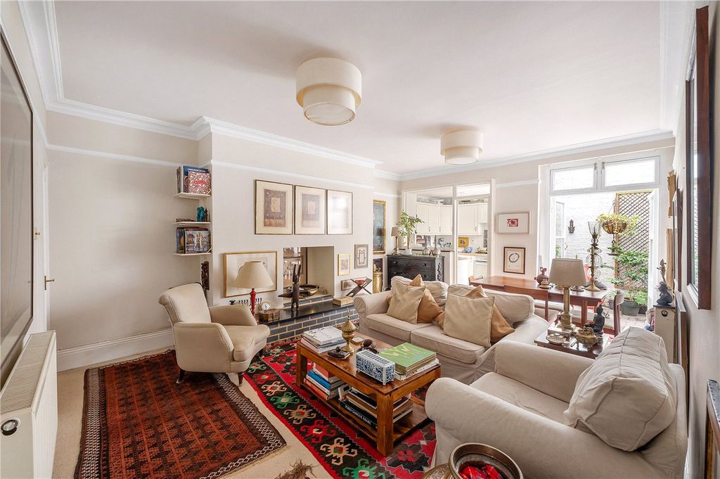 Property photo 2 of 15 Reception