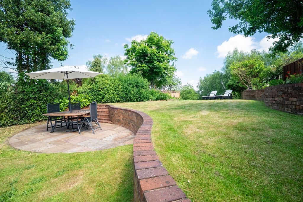 Property photo 2 of 11 Rear Garden