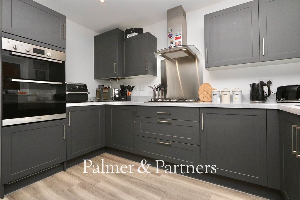 Property photo 3 of 25 Picture No. 66