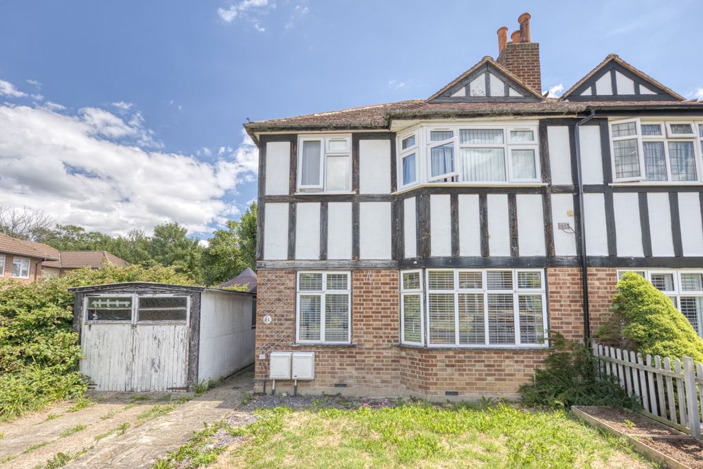 Property photo 1 of 18
