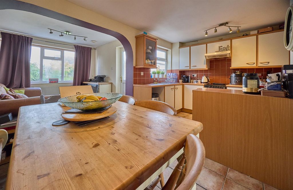 Property photo 3 of 12 11 Millers Green Bb 6.Jpg