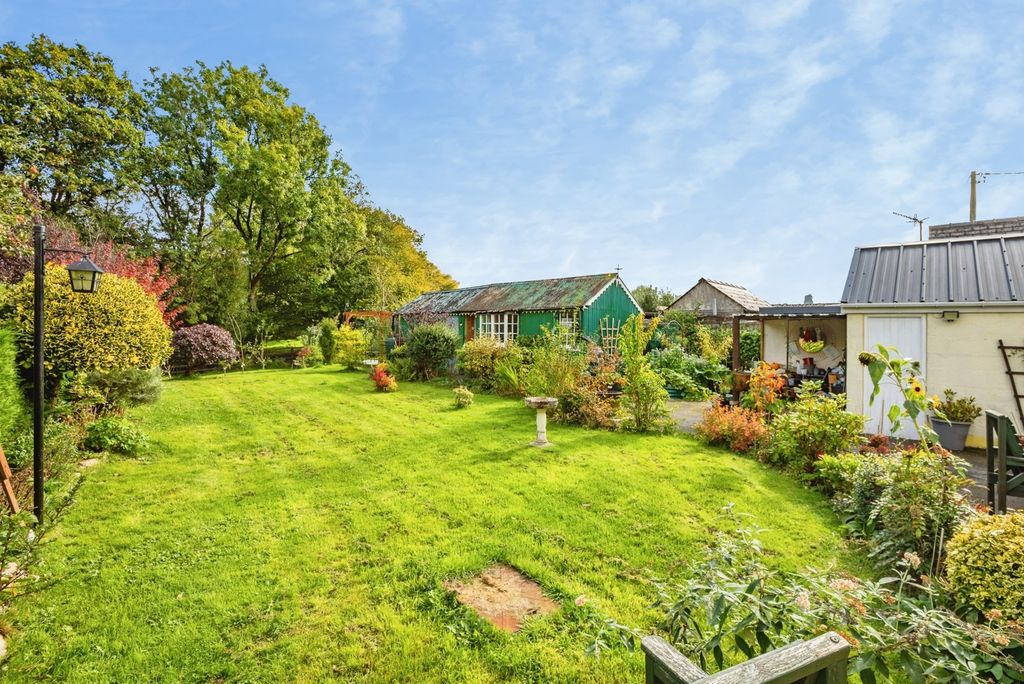 Property photo 2 of 44 Pbox-Img.Jpg