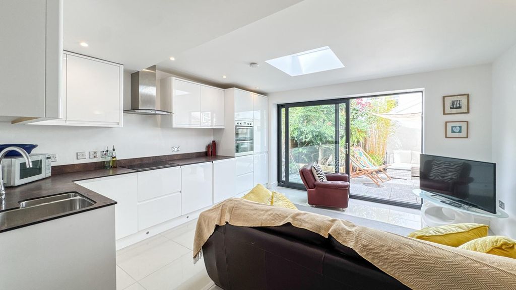 Property photo 1 of 19 Untitled-5371.Jpg