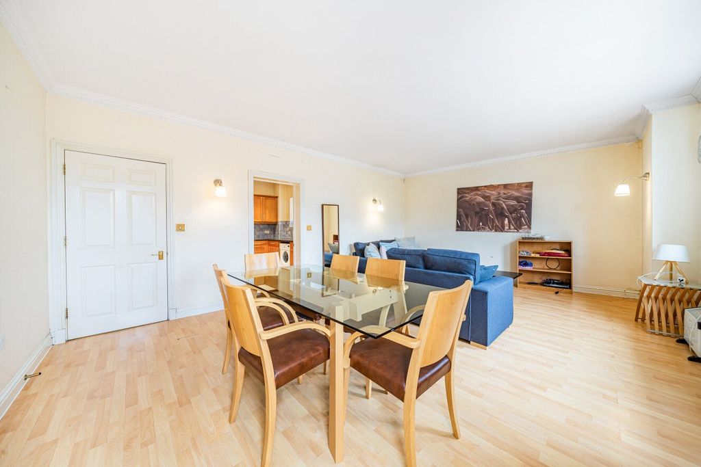 Property photo 2 of 13 Picture No. 02
