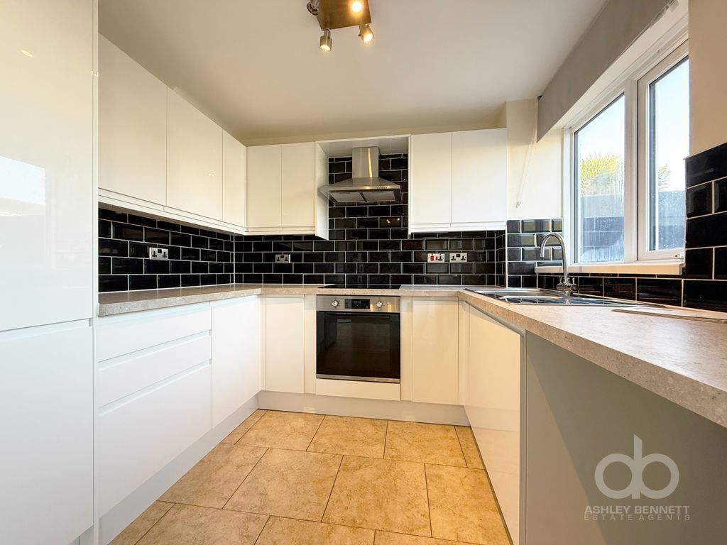 Property photo 2 of 10 Img_1263