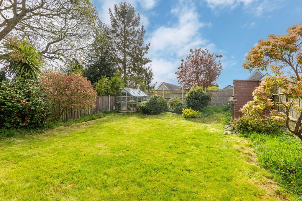 Property photo 2 of 14