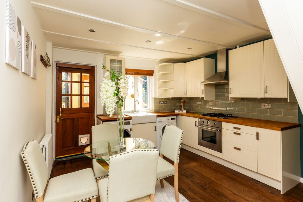 Property photo 3 of 21 Kitchen/Diner