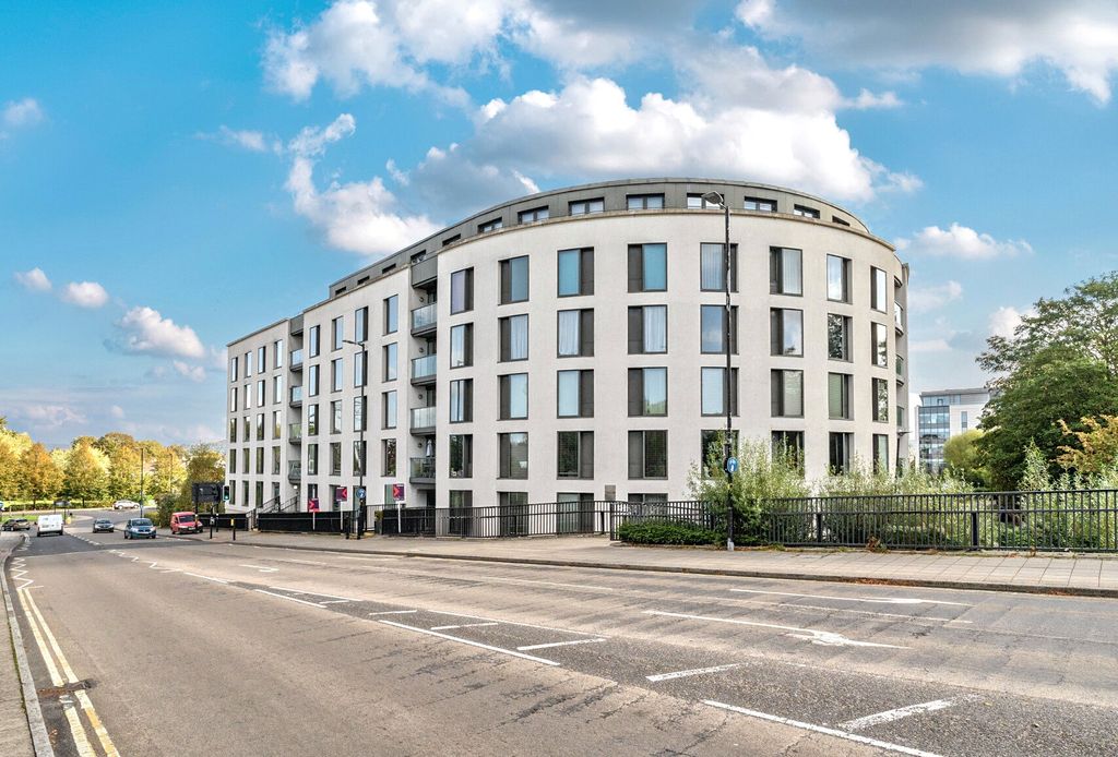 Property photo 3 of 9 Exterior