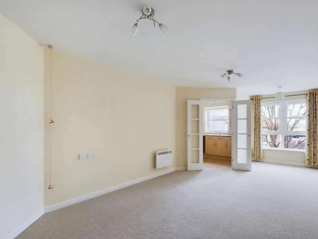 Property photo 3 of 16