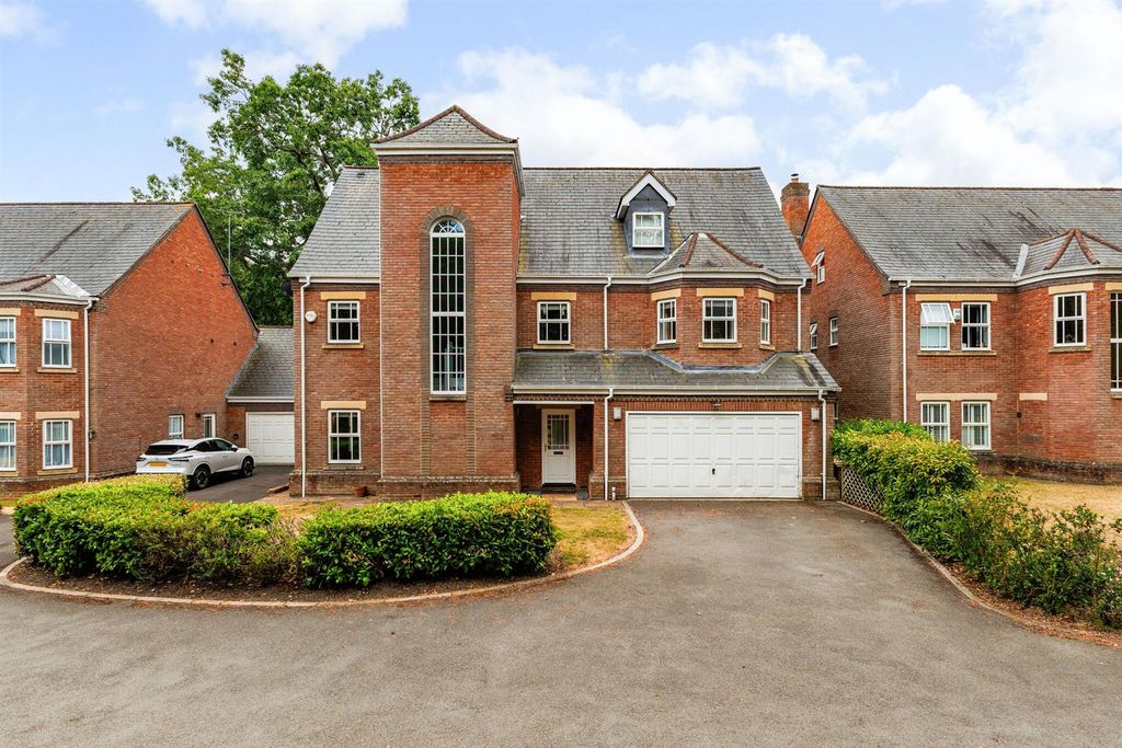 Property photo 1 of 23