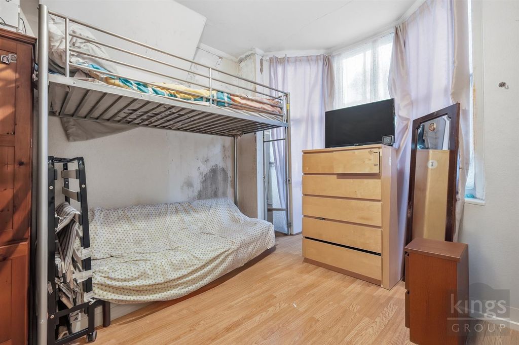 Property photo 2 of 13 Reception 1