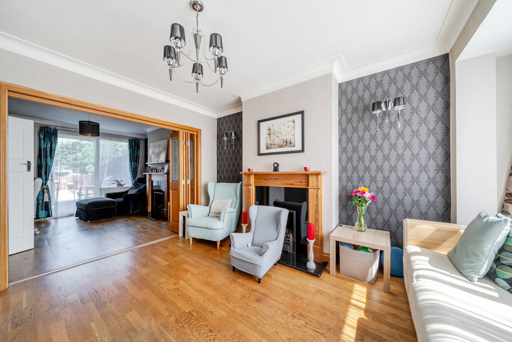 Property photo 2 of 23 1483353-12-6A3E4F...