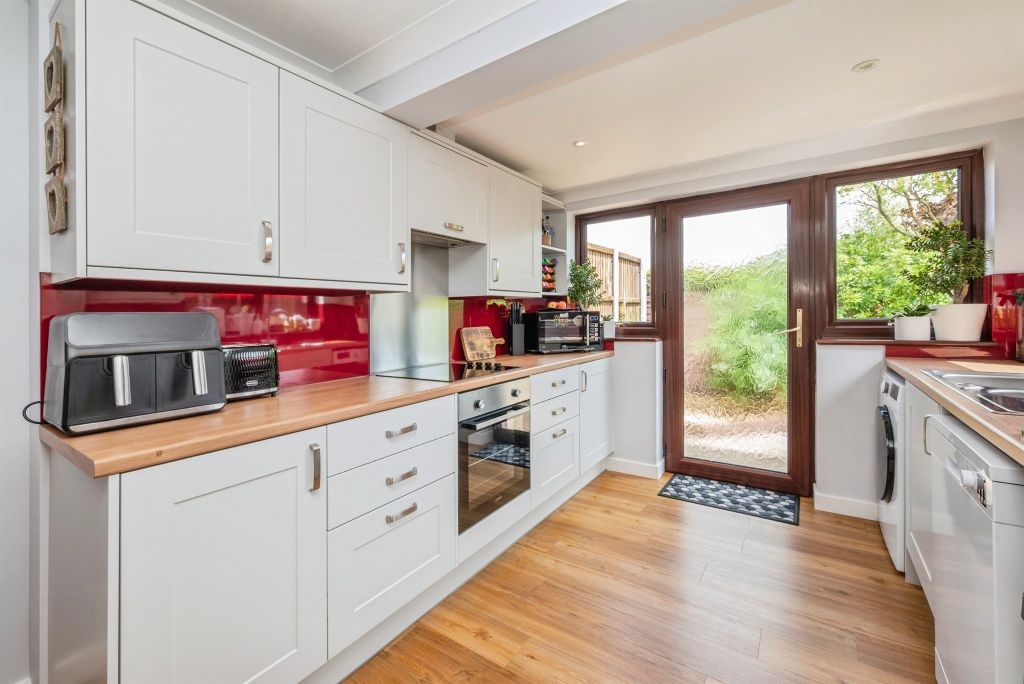 Property photo 3 of 16