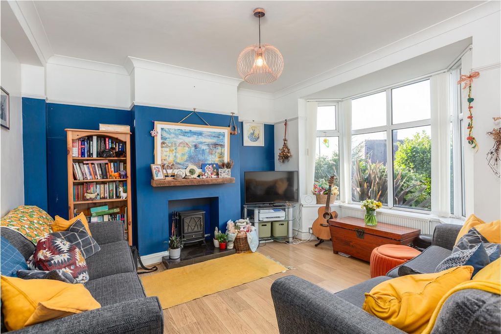 Property photo 2 of 24 Cz0A4743-Edit.Jpg