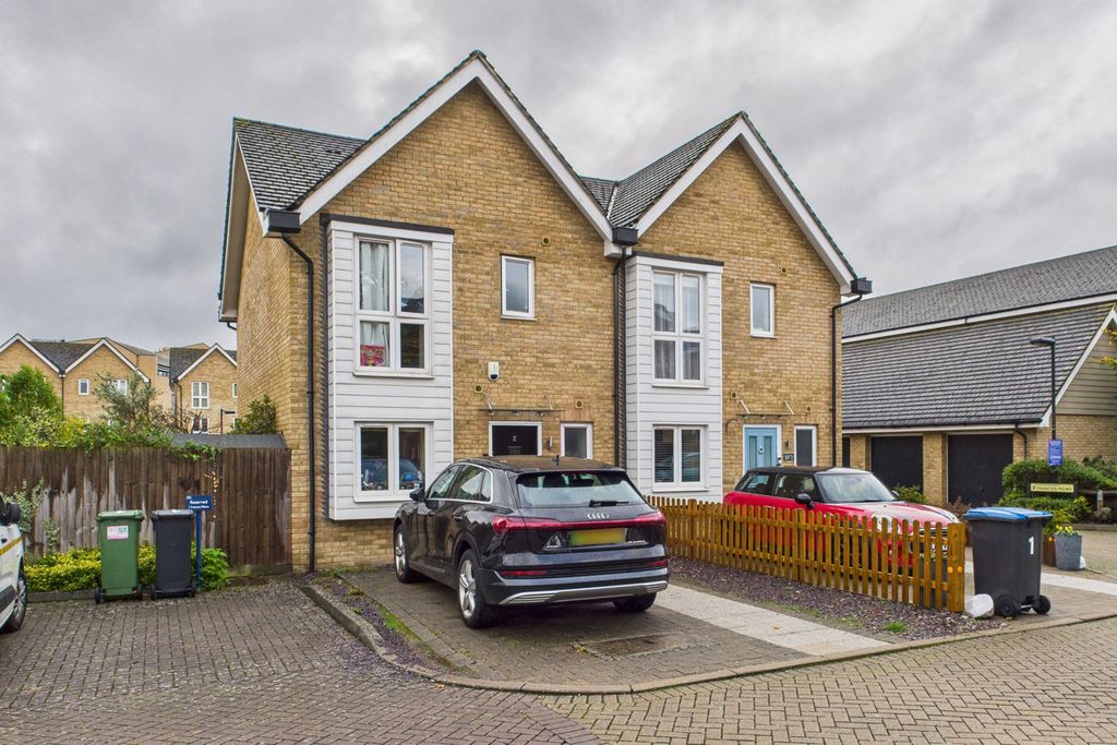 Property photo 1 of 23