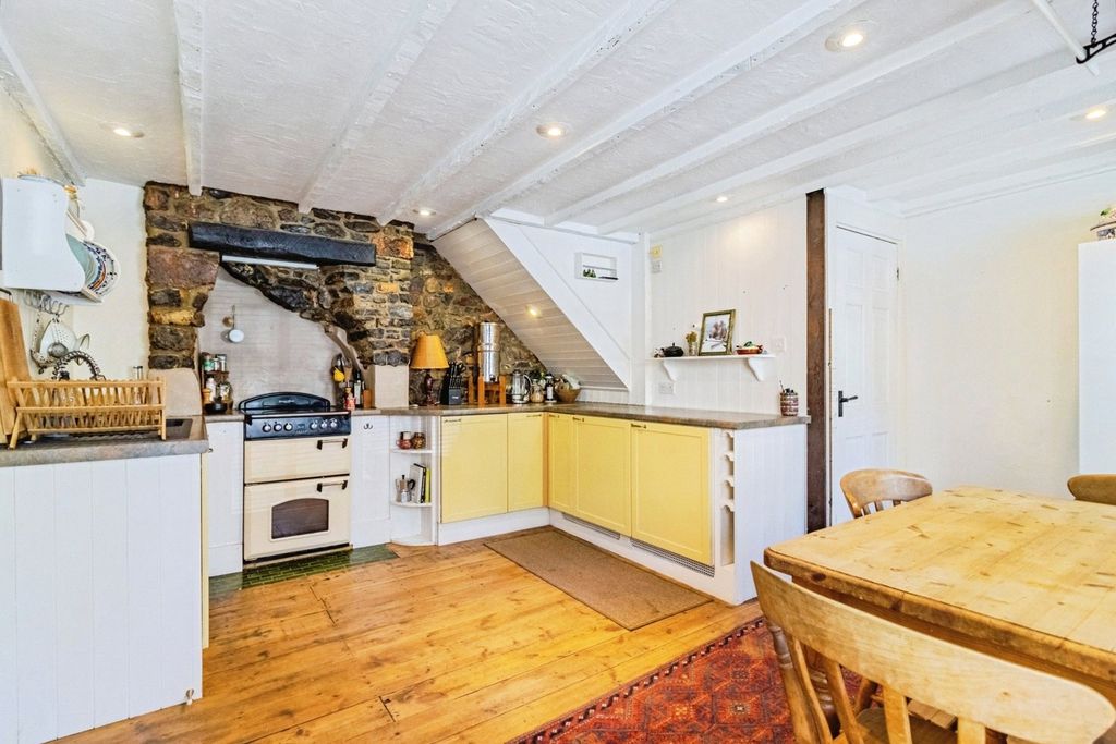 Property photo 2 of 19 Pbox-Img.Jpg